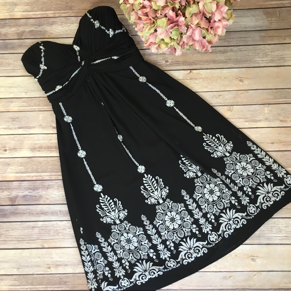 White House Black Market Strapless Dress Sz 6
